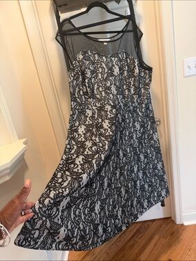 Elegant Flowy Black Lace Overlay A-Line Dress with Sheer Yoke Wedding Funeral